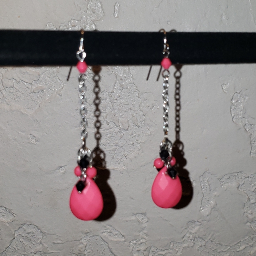 Pink Black Beaded Dangle Earrings
